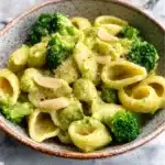 Healthy Broccoli Pasta