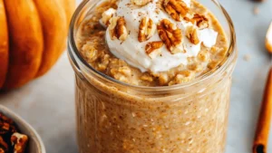 pumpkin pie overnight oats in a mason jar