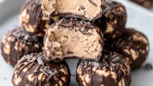 Keto Peanut Butter Chocolate Fat Bombs
