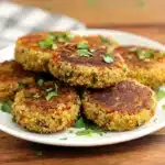 Crunchy Quinoa Veggie Patties
